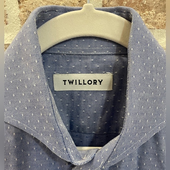 Men’s Twillory Button Down Shirt - Picture 2 of 4
